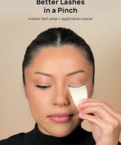 Alternative view of AOA Strip Lash Clip Buddy