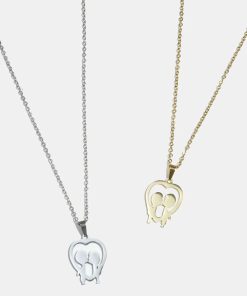 Kissing Pendent Necklace