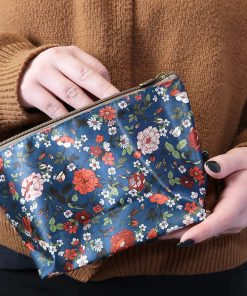 Alternative view of a2o Lab Makeup Pouch - Floral 2
