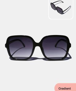 Alternative view of Oversized Rectangular Frames