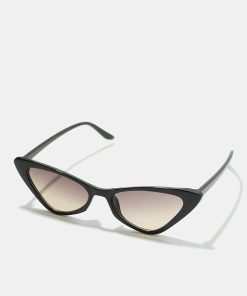 Alternative view of A+ Cat Eye Chic Shades
